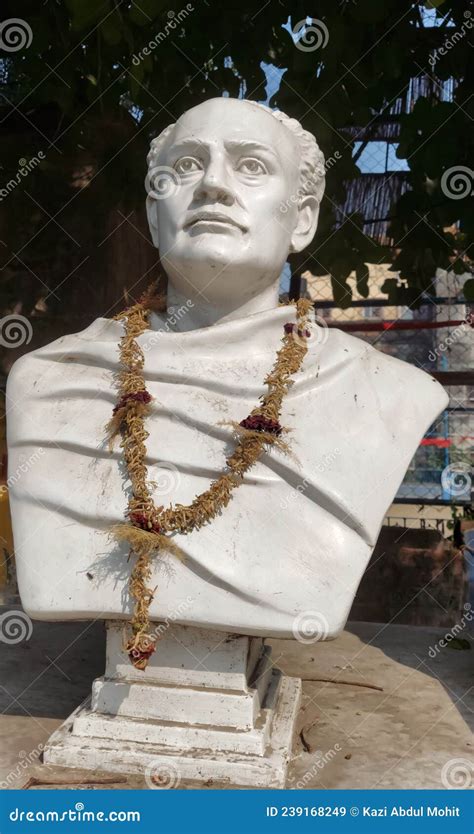 Ishwar Chandra VidyasagarÂ statue at Calcutta,India Stock Image - Image of statue, woman: 239168249