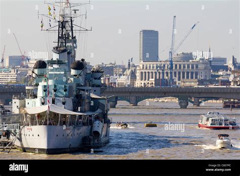 HMS Belfast and London Bridge Stock Photo - Alamy