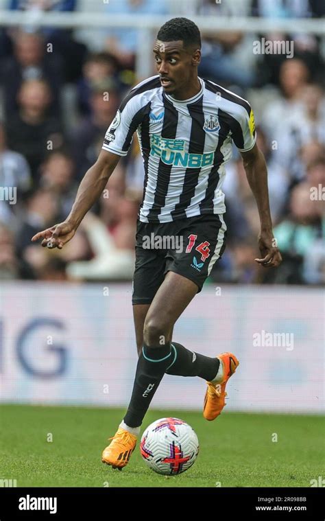 Alexander Isak #14 of Newcastle United in action during the Premier ...