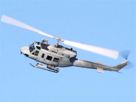 File:Agusta Bell AB 212 spanish navy (cropped+repaired).jpg - Wikimedia Commons
