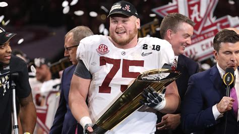 This Alabama Football Player Celebrated His National Championship Win By Proposing Right on the ...