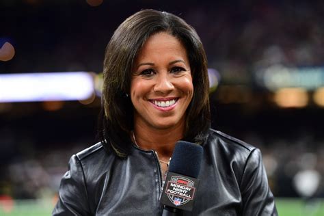 Always on point: Former Penn State guard Lisa Salters returns home for MNF - ESPN Front Row