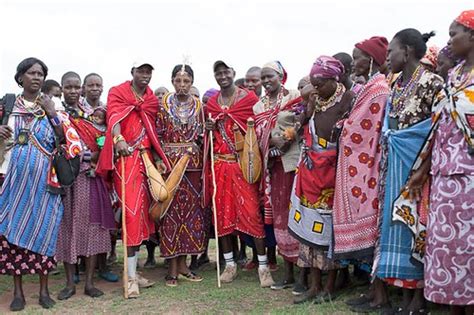 A Maasai Wedding: The bride wore beads - Africa Geographic