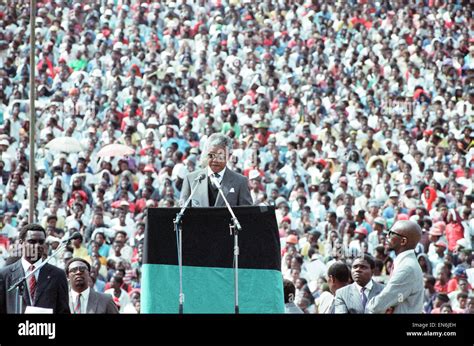 Nelson mandela speech release hi-res stock photography and images - Alamy