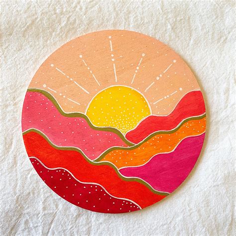 The sun ☀️ | Vinyl art paint, Diy canvas art, Circular canvas painting