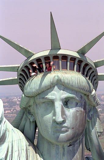 Statue of Liberty - Wikipedia