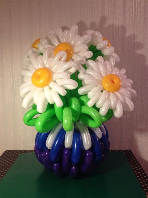 Bouquet … | Balloon sculptures, Balloon flowers, Balloon art