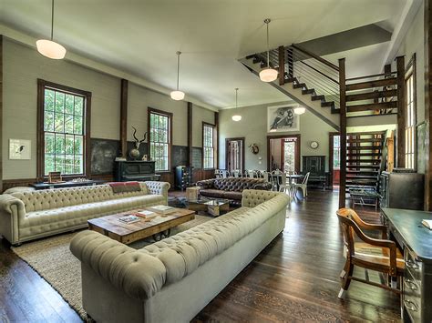 House of the Week: A Converted One-Room Schoolhouse