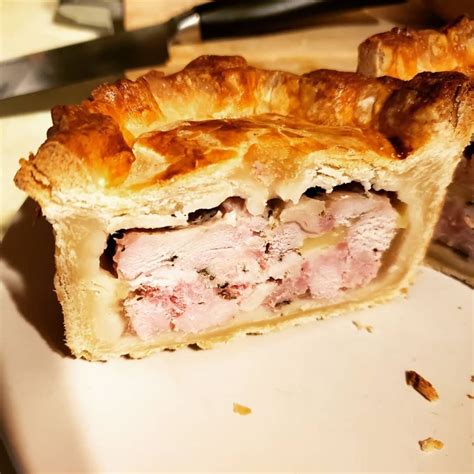 [Homemade] Traditional British Pork Pie : food