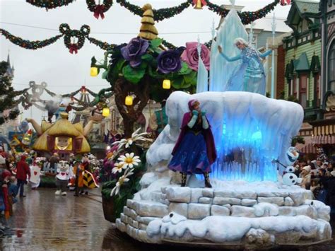 50 best Christmas parade float images on Pinterest