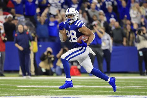 Colts’ Running Back Jonathan Taylor Named Winner for 2021 Bert Bell ...