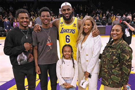 LeBron James Poses with Kids After Breaking NBA Scoring Record: Photo