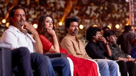 Vijay attends success bash of Leo with Trisha, Lokesh Kanagaraj ...