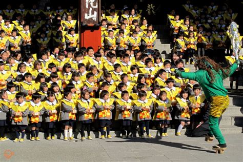 Setsubun Food Traditions: What to Eat on Japan's Bean-Throwing Festival