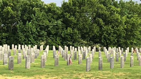 Dallas-Fort Worth National Cemetery Hosts Veterans Day Celebration – NBC 5 Dallas-Fort Worth