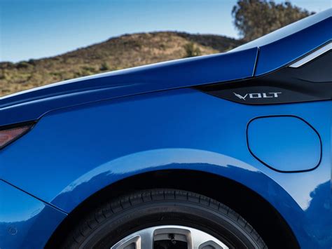 5 Things You Need to Know About the New Chevrolet Volt