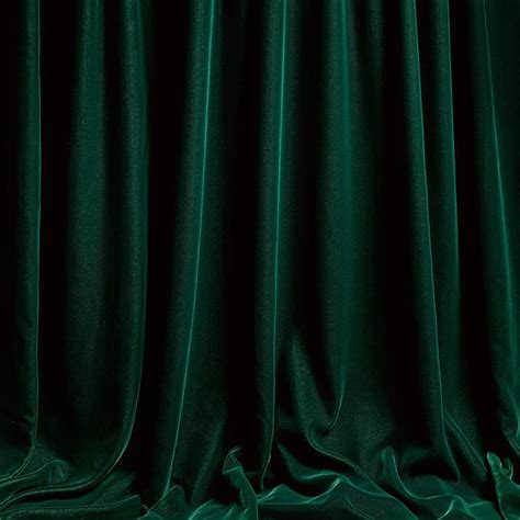 Green Velvet Drape – Koncept Event Design