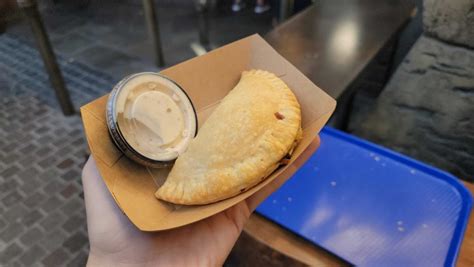 REVIEW: New Jakkuan Corn Chile and Cheese Pie from Kat Saka’s Kettle at ...