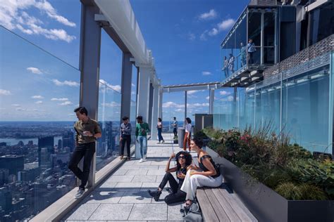 SUMMIT One Vanderbilt is New York's Newest Glass Observation Deck ...