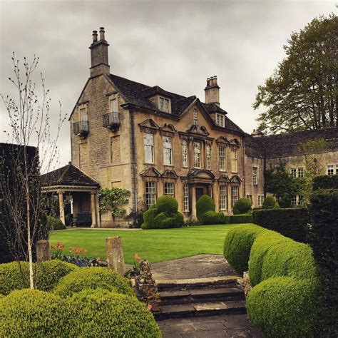 englishcountryhousegoncourt | English manor houses, English house, Architecture