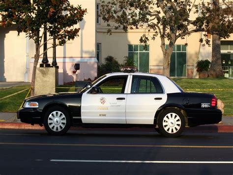 Fichier:Los Angeles police car.jpg — Wikipédia