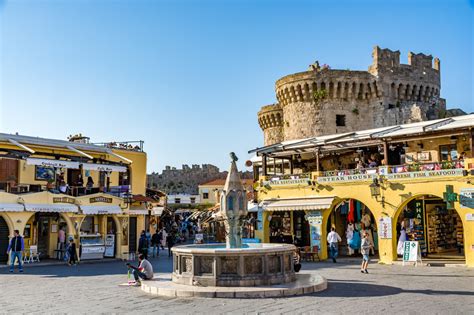 Private Accessible 4.5 Hour Medieval Rhodes and Greek Lindos Tour