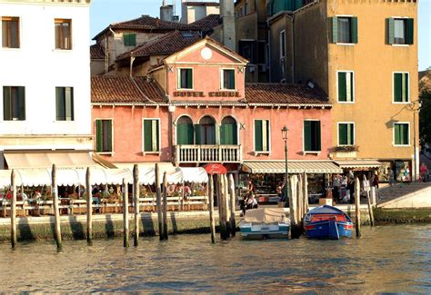 Hotel Canal in Venice, Venetian Riviera | loveholidays