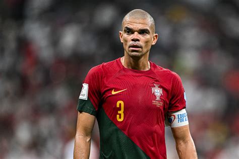 Pepe, o futebolista português com um passado sombrio que joga aos 39 ...