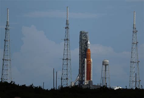 Nasa launch live stream: When to watch postponed Artemis 1 mission from ...