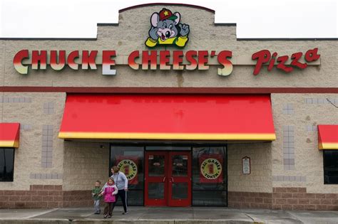 13-year-old charged after Chuck E. Cheese's bomb threat - pennlive.com