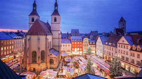 Christmas on the Danube - 2025 Itinerary - Budapest to Regensburg | Viking®