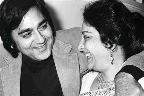 Sanjay Dutt Remembers Sunil Dutt and Nargis on What would have been ...