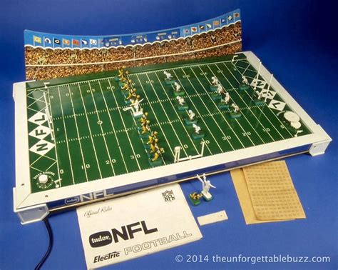 Electric Football Game 1960S | Electric football, Football challenges, Football games