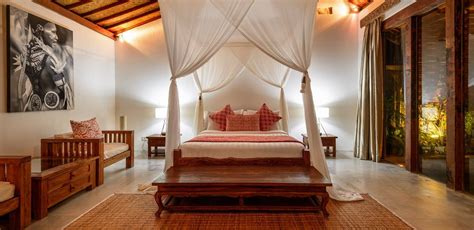 Gorgeous Tropical Villas In Bali Chic Bedroom, Bedroom Decor, Bedroom ...