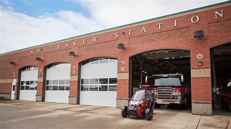 American firefighters will test a three-wheeled electric car Arcimoto Rapid Responder | Small ...