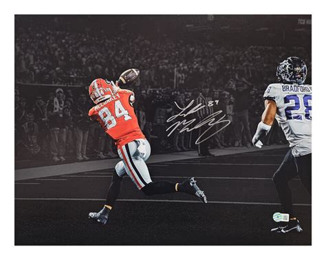 / Ladd McConkey Georgia Bulldogs Autographed 11x14 & 16x20 Photo Authentic Ladd McConkey ...