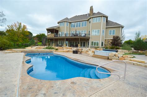 "2019 Best Of UAG" Award Winner - Residential Fiberglass Pool - Omaha ...