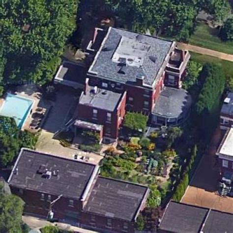 Hugh Grant's House in St Louis, MO - Virtual Globetrotting