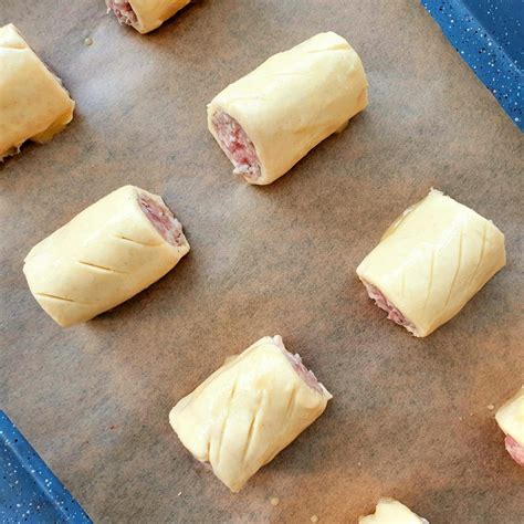 Puff Pastry Sausage Rolls (So Easy!) – Feast Glorious Feast