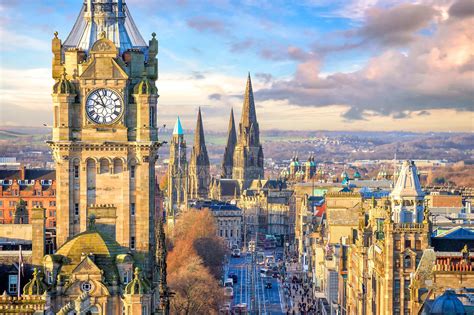 7 AMAZING NEIGHBORHOODS in Edinburgh! – One Weird Globe