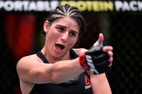 Julia Avila buscará su tercera victoria en UFC ante Julija Stoliarenko: "Voy a ganar con una ...