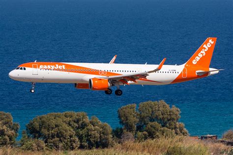 easyJet Fleet Airbus A321neo Details and Pictures