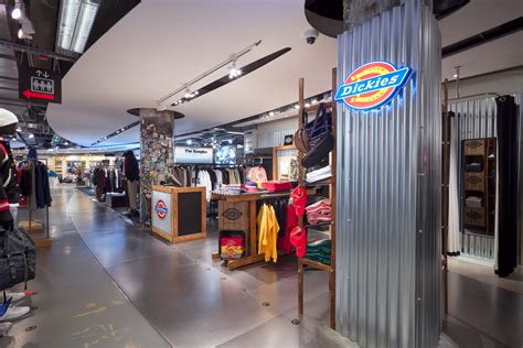 Dickies, Shop in Shop, Citadium - Double Retail