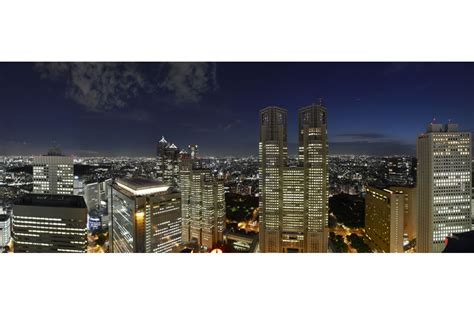 The Keio Plaza Hotel Tokyo Japan Night View 2 | Southern Bride