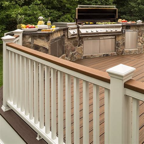 deck - How to install Trex decking board as top rail? - Home ...