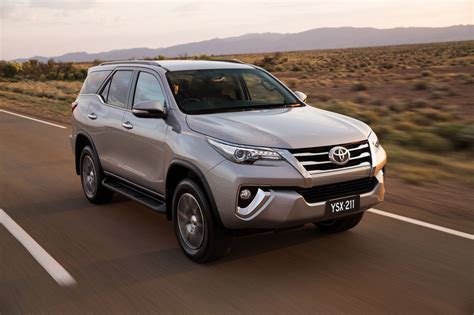 Toyota Fortuner Review | CarAdvice