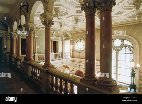 France - Burgundy - Brochon. Castle, Interior. Entrance Stock Photo - Alamy