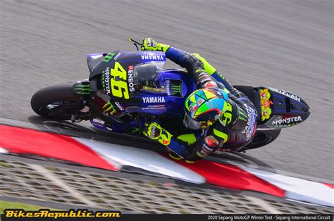 MotoGP: Valentino Rossi wants to race in 2021 - BikesRepublic.com