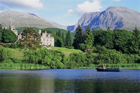 Inverlochy Castle. : r/Scotland