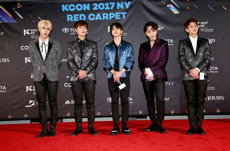 Highlight Looks Toward Bright Future After 7 Years as Beast | Billboard ...